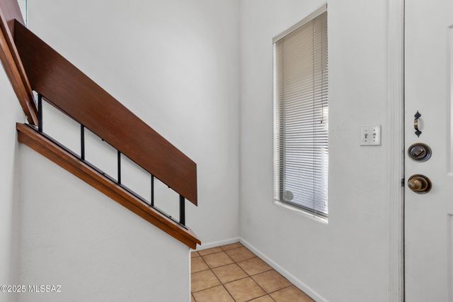 7917 E Colette Cir Unit 60, Tucson, AZ 85710