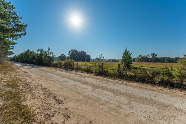 xx Wallace Road, Defuniak Springs, FL 32433