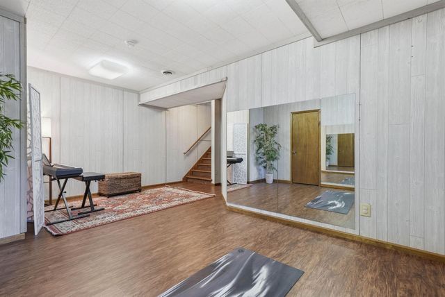 7135 Upper 157th Street W, Apple Valley, MN 55124