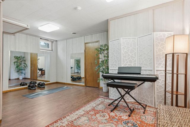 7135 Upper 157th Street W, Apple Valley, MN 55124