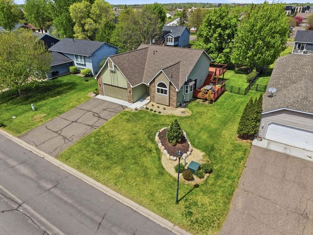 7135 Upper 157th Street W, Apple Valley, MN 55124