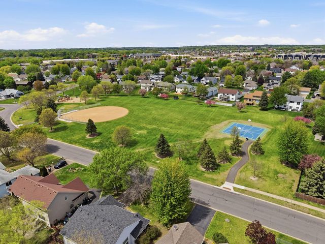 7135 Upper 157th Street W, Apple Valley, MN 55124