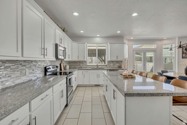 3788 W TOTTORI DUNE DR, South Jordan, UT 84009