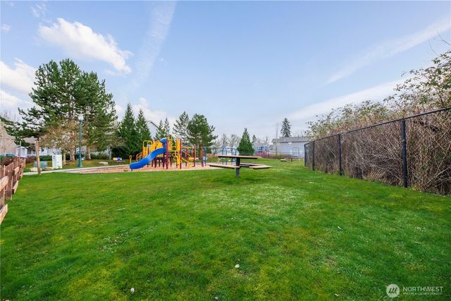 8360 22nd Street NE, Lake Stevens, WA 98258