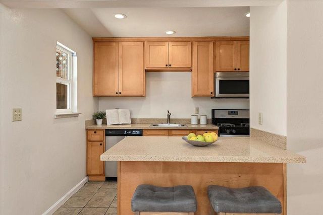 16737 Leroy Avenue, Los Gatos, CA 95032