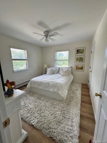 7 Corwin Lane, Hampton Bays, NY 11946