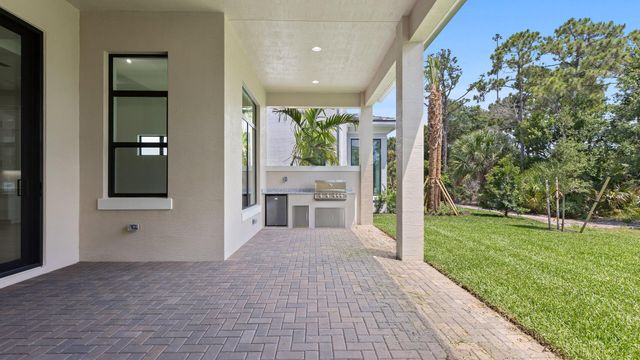 13294 Artisan Circle, Palm Beach Gardens, FL 33418