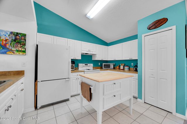 8016 106th Avenue, Vero Beach, FL 32967