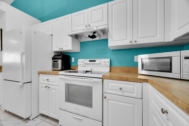 8016 106th Avenue, Vero Beach, FL 32967