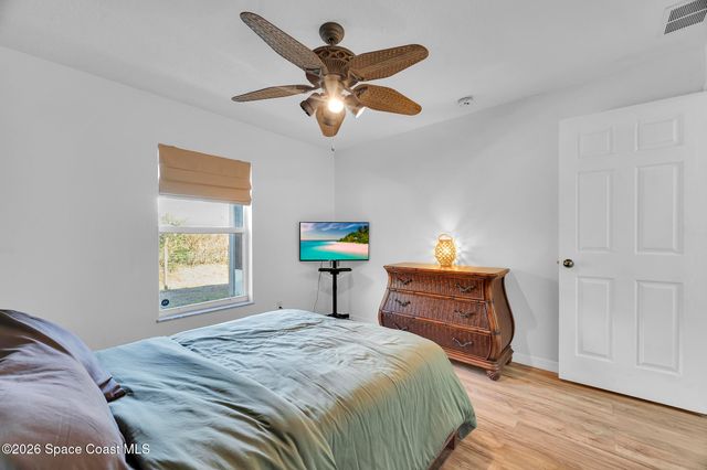 8016 106th Avenue, Vero Beach, FL 32967