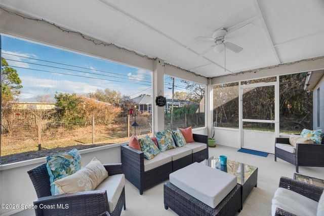 8016 106th Avenue, Vero Beach, FL 32967