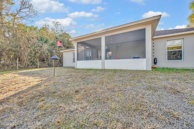 8016 106th Avenue, Vero Beach, FL 32967