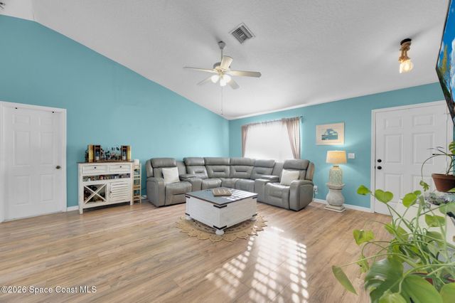 8016 106th Avenue, Vero Beach, FL 32967