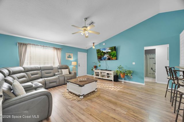 8016 106th Avenue, Vero Beach, FL 32967