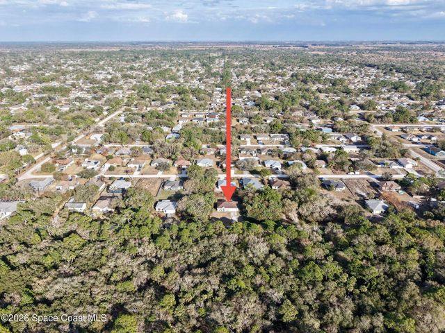 8016 106th Avenue, Vero Beach, FL 32967