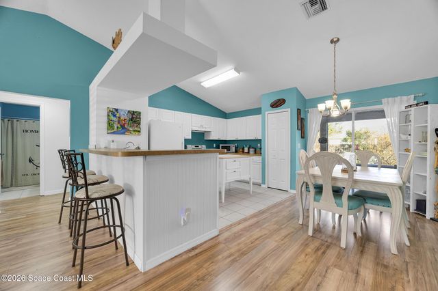 8016 106th Avenue, Vero Beach, FL 32967