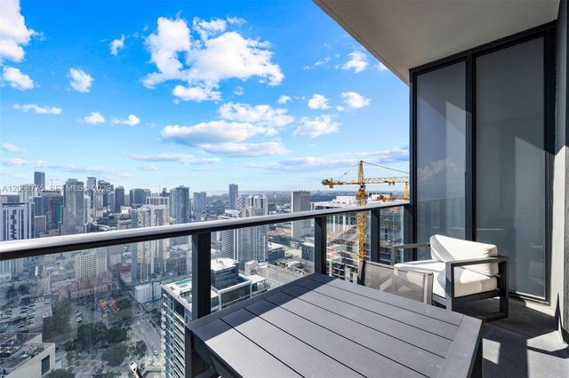 159 NE 6th Street 4910, Miami, FL 33132