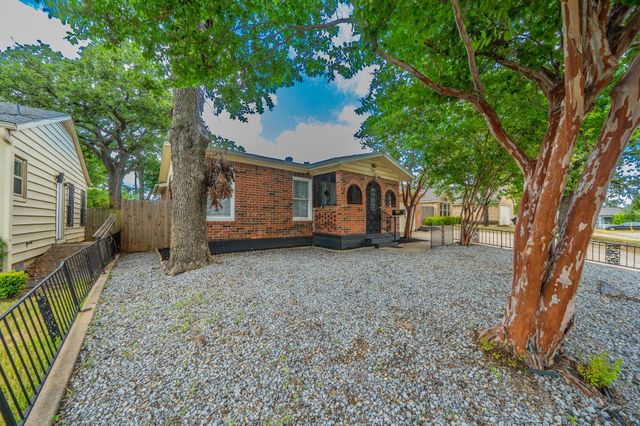 5504 Wainwright Drive, Fort Worth, TX 76112