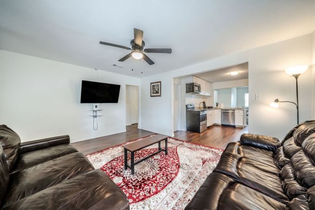 5504 Wainwright Drive, Fort Worth, TX 76112