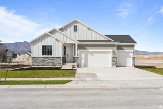 5455 N SADDLE STONE CIR #529, Eagle Mountain, UT 84005