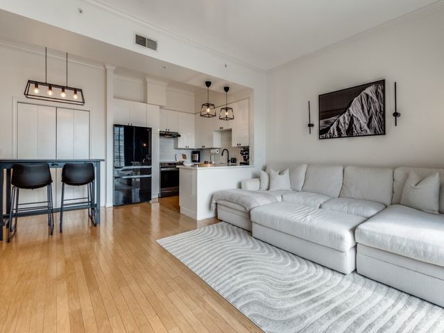 3225 Turtle Creek Boulevard 1235, Dallas, TX 75219