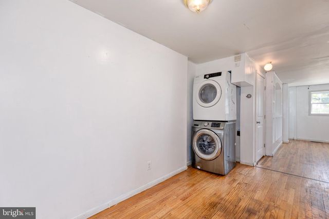 3826 W BAY, Baltimore, MD 21225