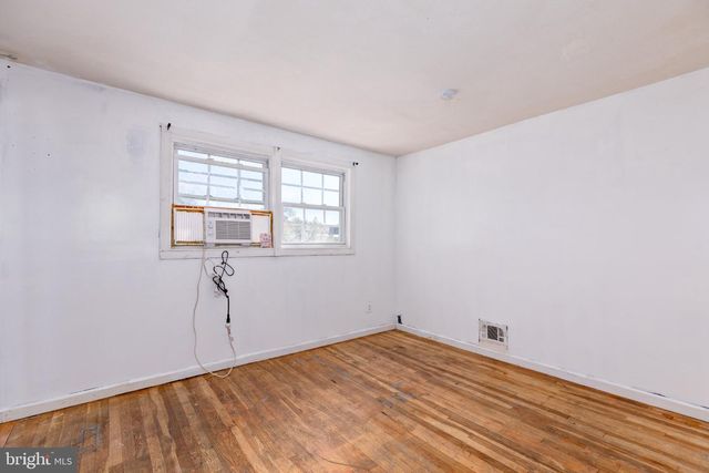3826 W BAY, Baltimore, MD 21225