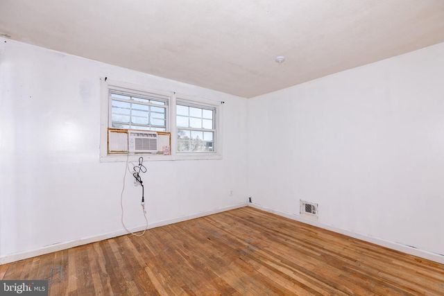 3826 W BAY, Baltimore, MD 21225