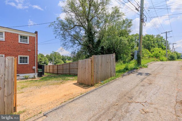 3826 W BAY, Baltimore, MD 21225