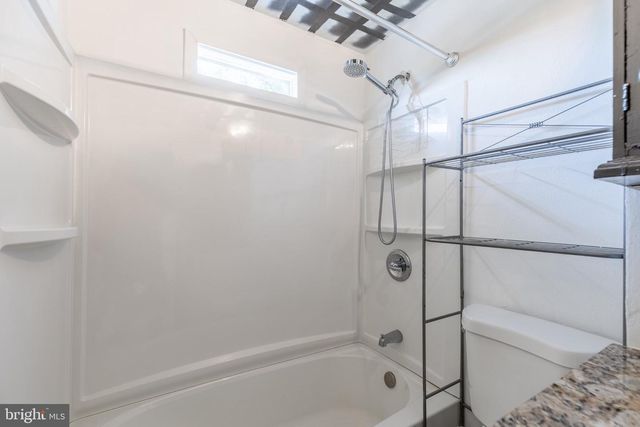 3826 W BAY, Baltimore, MD 21225