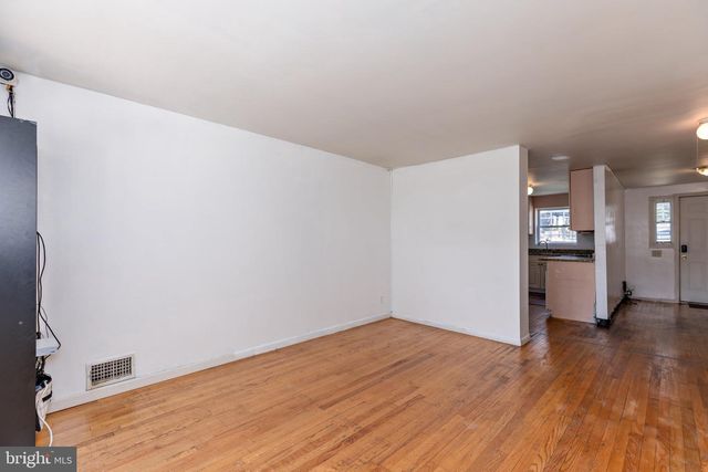 3826 W BAY, Baltimore, MD 21225