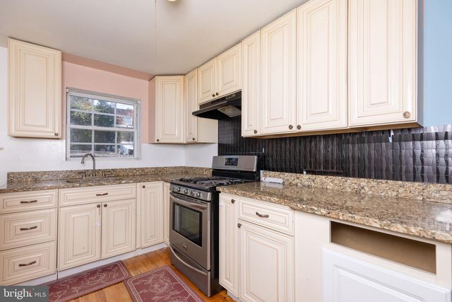 3826 W BAY, Baltimore, MD 21225
