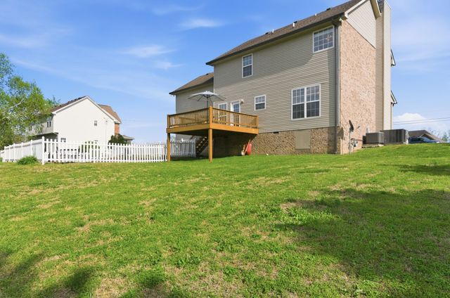 1229 Old East Side Rd, Burns, TN 37029