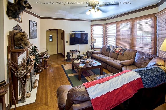 1118 Kanawha Avenue, Dunbar, WV 25064