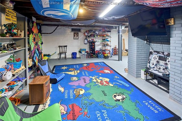 1118 Kanawha Avenue, Dunbar, WV 25064