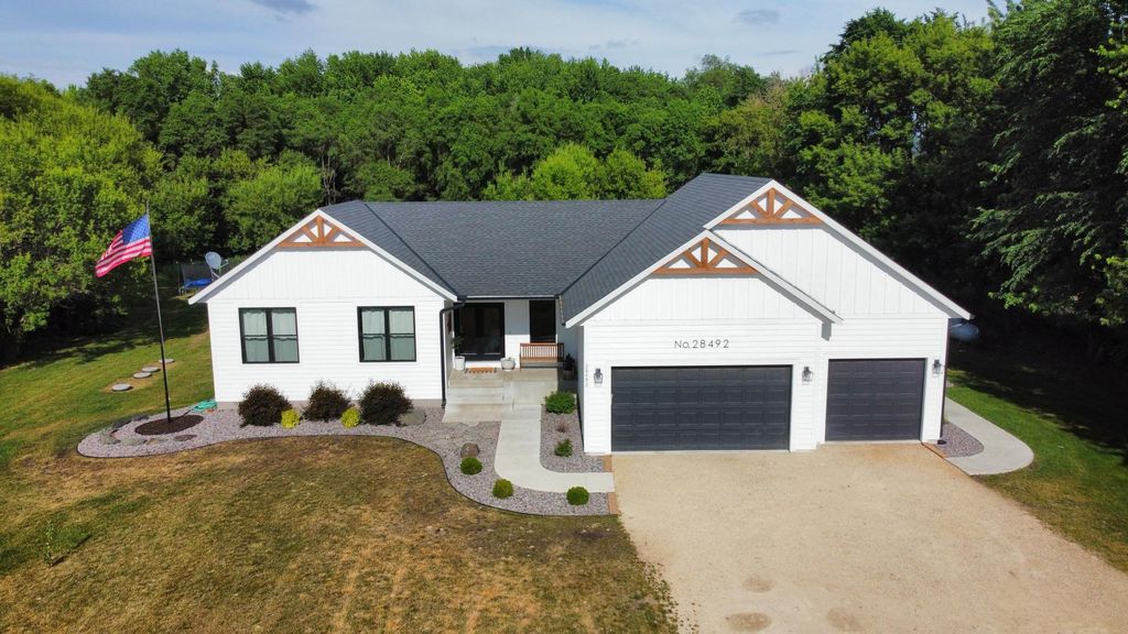 28492 Hogan Avenue, Randolph, MN 55065 — exterior