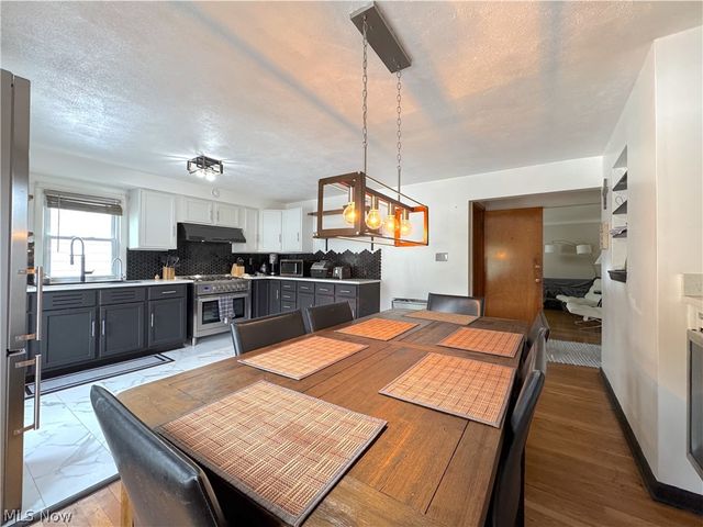 9309 Garfield Boulevard, Cleveland, OH 44125