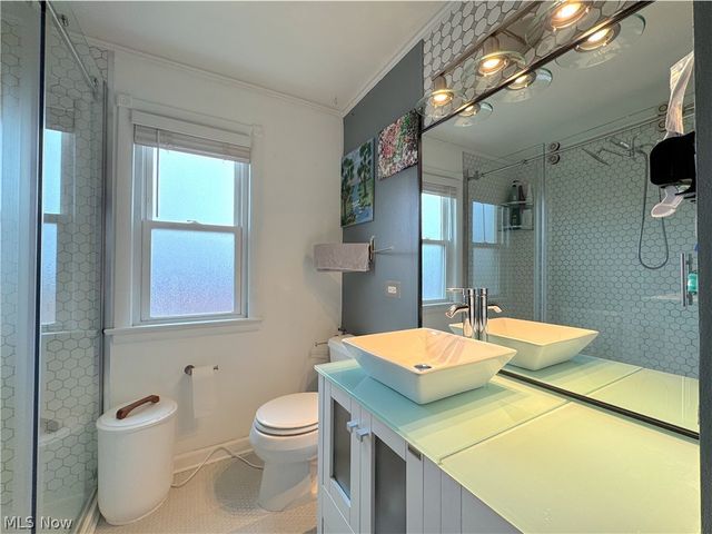 9309 Garfield Boulevard, Cleveland, OH 44125