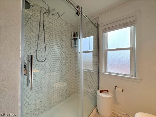 9309 Garfield Boulevard, Cleveland, OH 44125