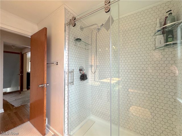 9309 Garfield Boulevard, Cleveland, OH 44125