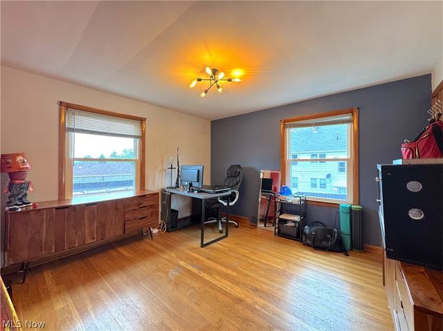 9309 Garfield Boulevard, Cleveland, OH 44125