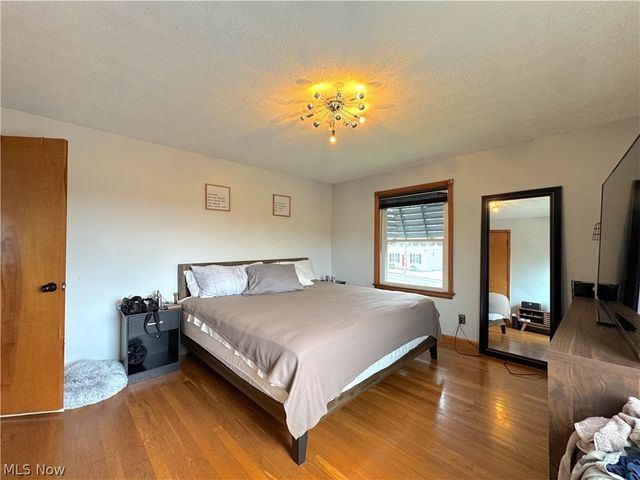 9309 Garfield Boulevard, Cleveland, OH 44125