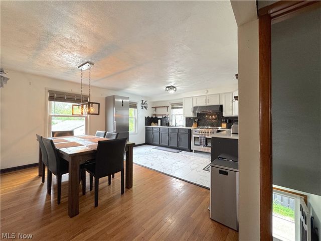 9309 Garfield Boulevard, Cleveland, OH 44125