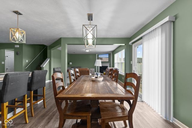 1951 Turning Leaf Drive, Franklin, IN 46131