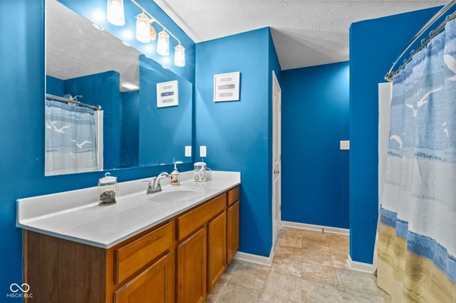 1951 Turning Leaf Drive, Franklin, IN 46131