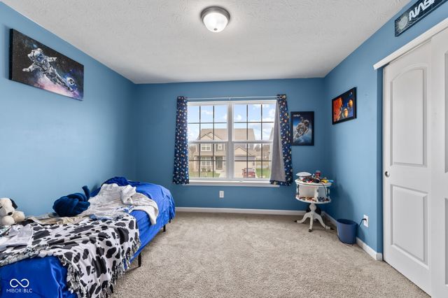 1951 Turning Leaf Drive, Franklin, IN 46131