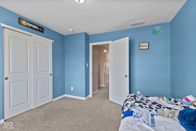 1951 Turning Leaf Drive, Franklin, IN 46131