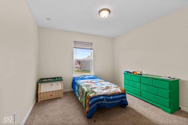 1951 Turning Leaf Drive, Franklin, IN 46131