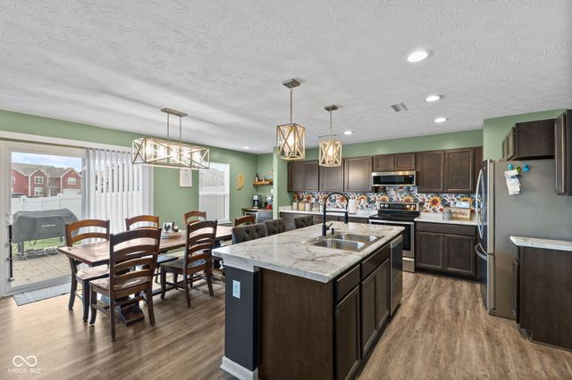 1951 Turning Leaf Drive, Franklin, IN 46131