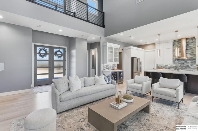 28488 Laurel Circle, Valley, NE 68064